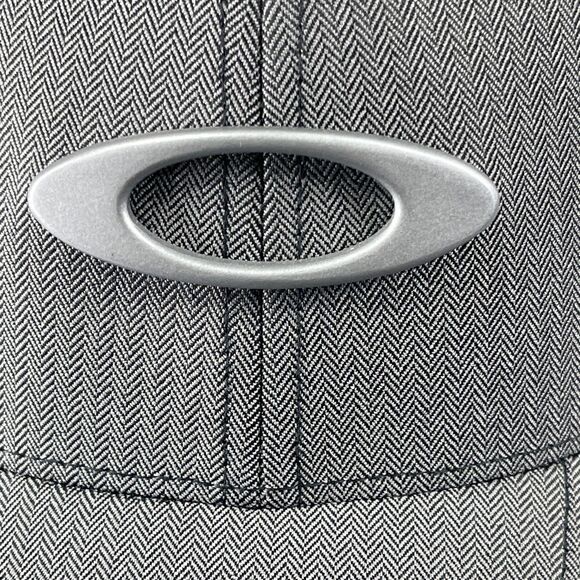 Oakley Hat Men's Flexfit L/XL Metal Gas Can Logo Flex Fit Cap Grey - Picture 4 of 11